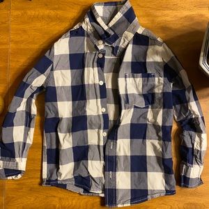 Children’s flannel!!🌺 size 7🌺